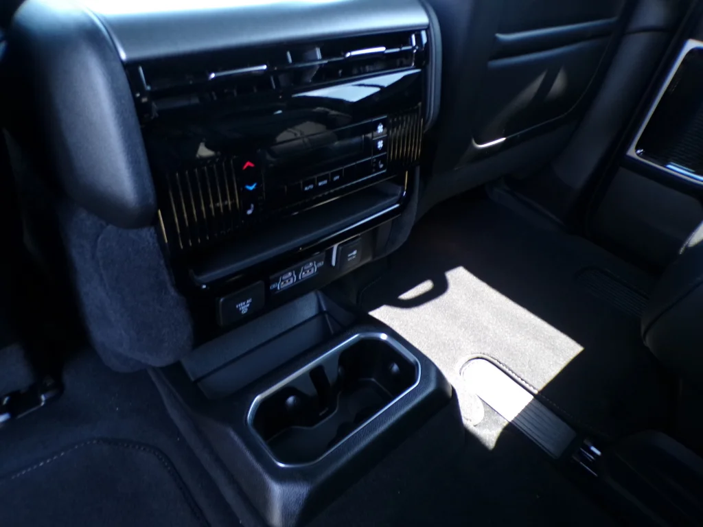 New 2026 Bright White Clearcoat Jeep Limited Altitude image 21