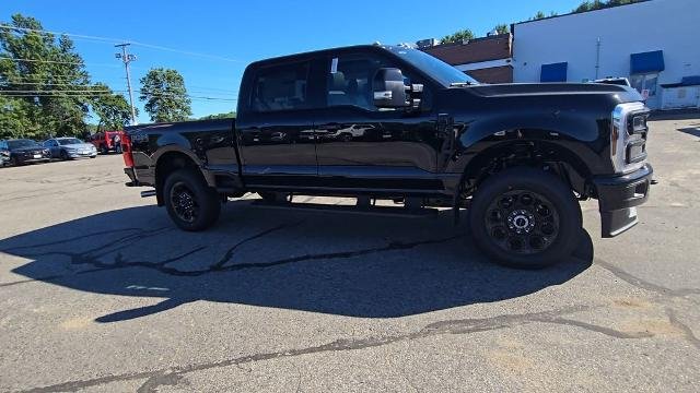 New 2026 Agate Black Metallic Ford F-250® Lariat® image 42