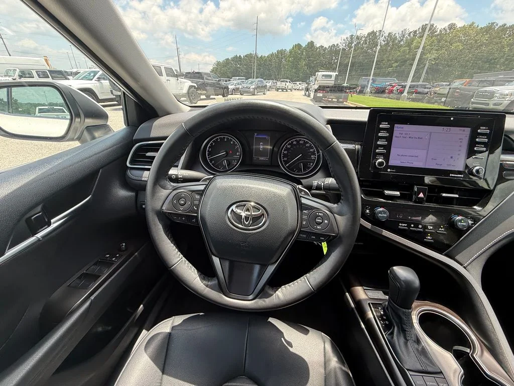Used 2024 White Toyota SE image 9