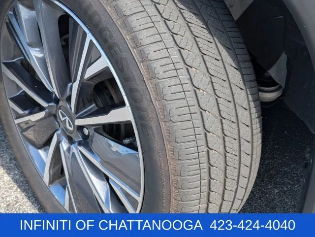 Certified Used 2026 White INFINITI LUXE image 34