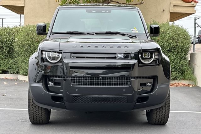 New 2026 Black Land Rover S image 8