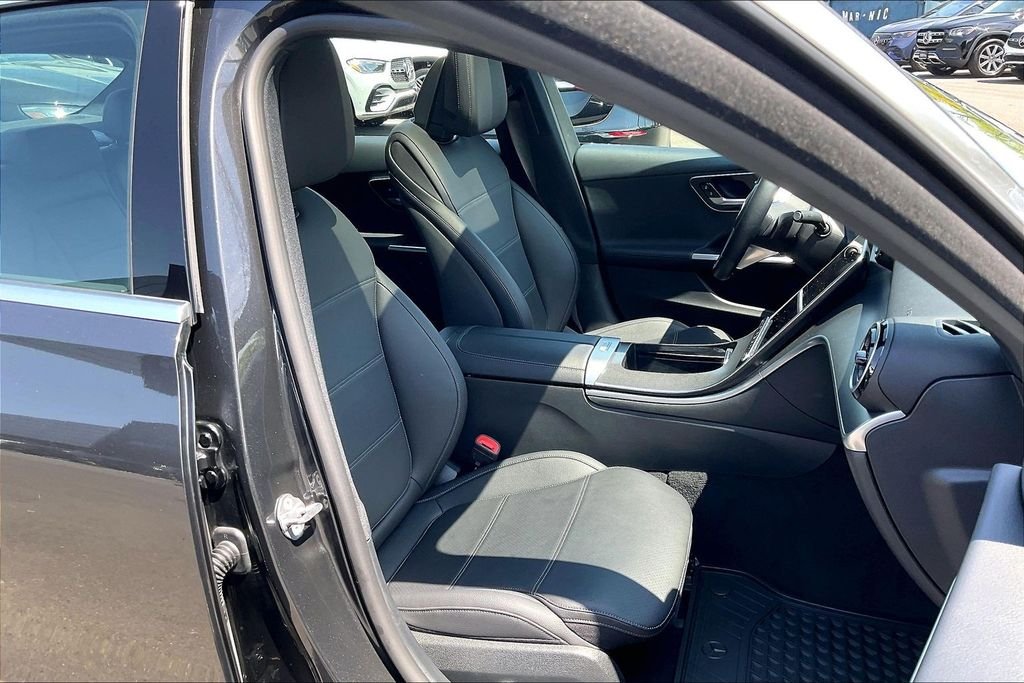2024 Mercedes-Benz C-Class Sedan C 300 - Photo 7