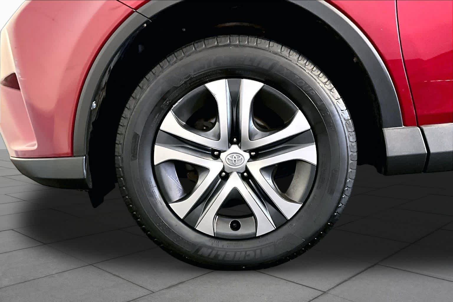 Used 2018 Ruby Flare Pearl Toyota LE image 11