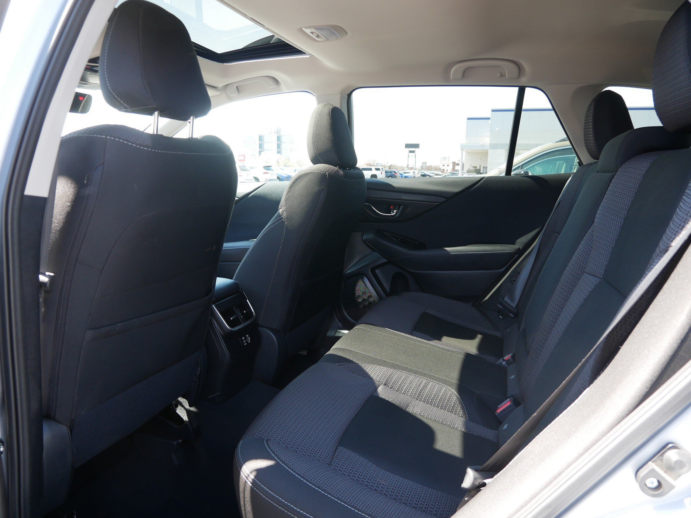 Used 2025 Ice Silver Metallic Subaru Premium image 33