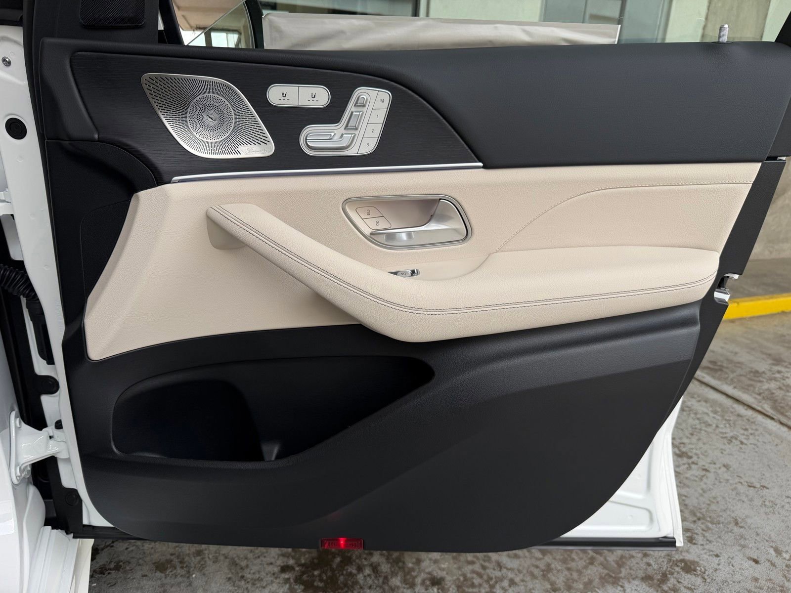 New 2026 Polar White Mercedes-Benz GLE 350 image 43