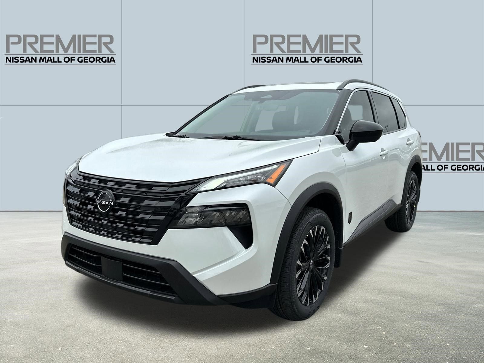 2026 Nissan Rogue Dark Armor's photo