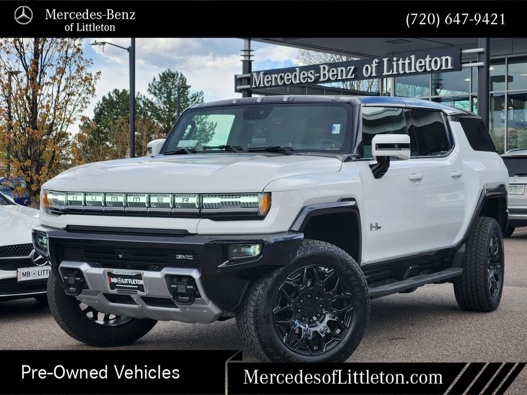 2025 GMC Hummer EV 3X SUV's photo