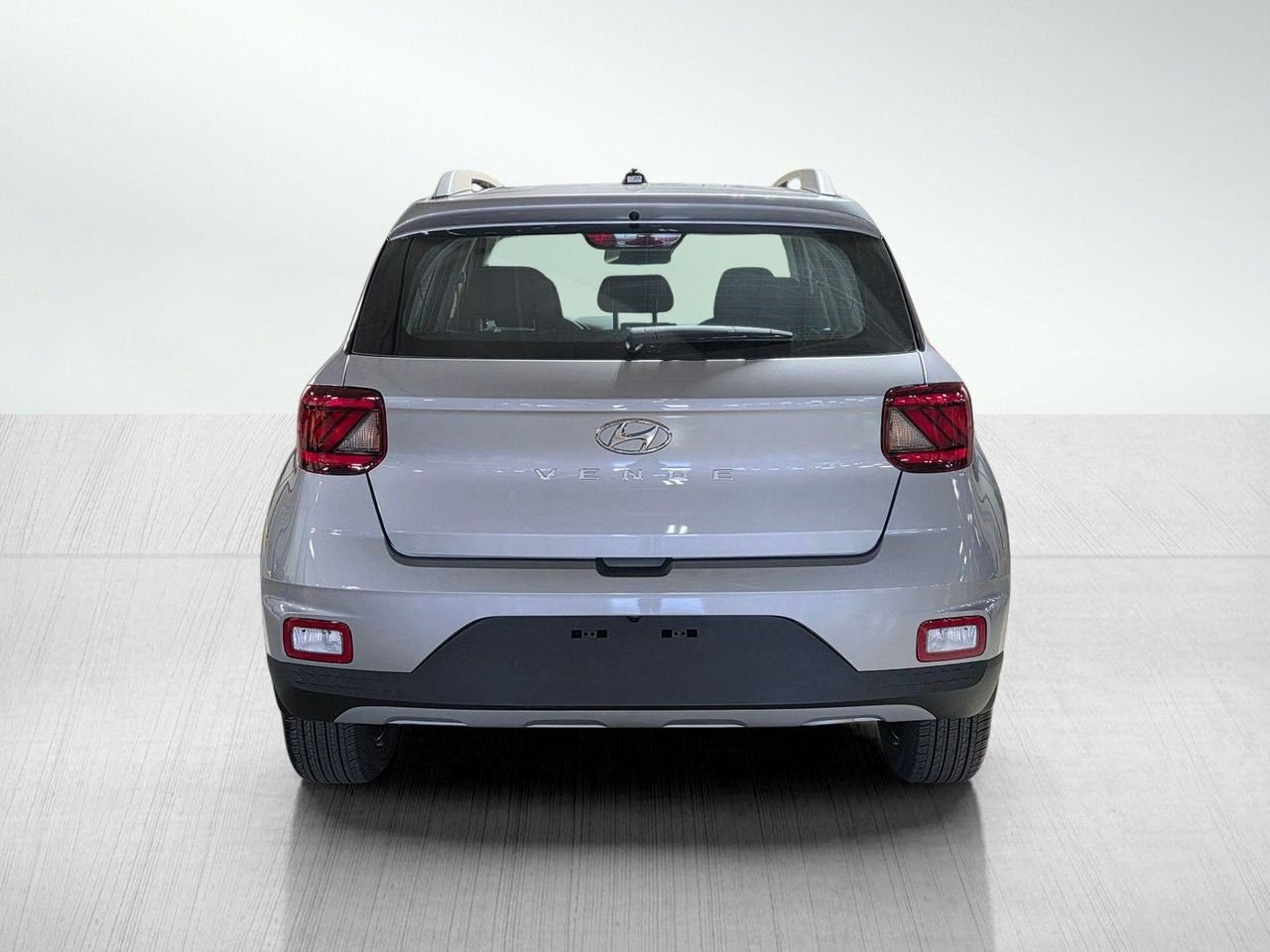 New 2026 Shimmering Silver Hyundai SEL image 6