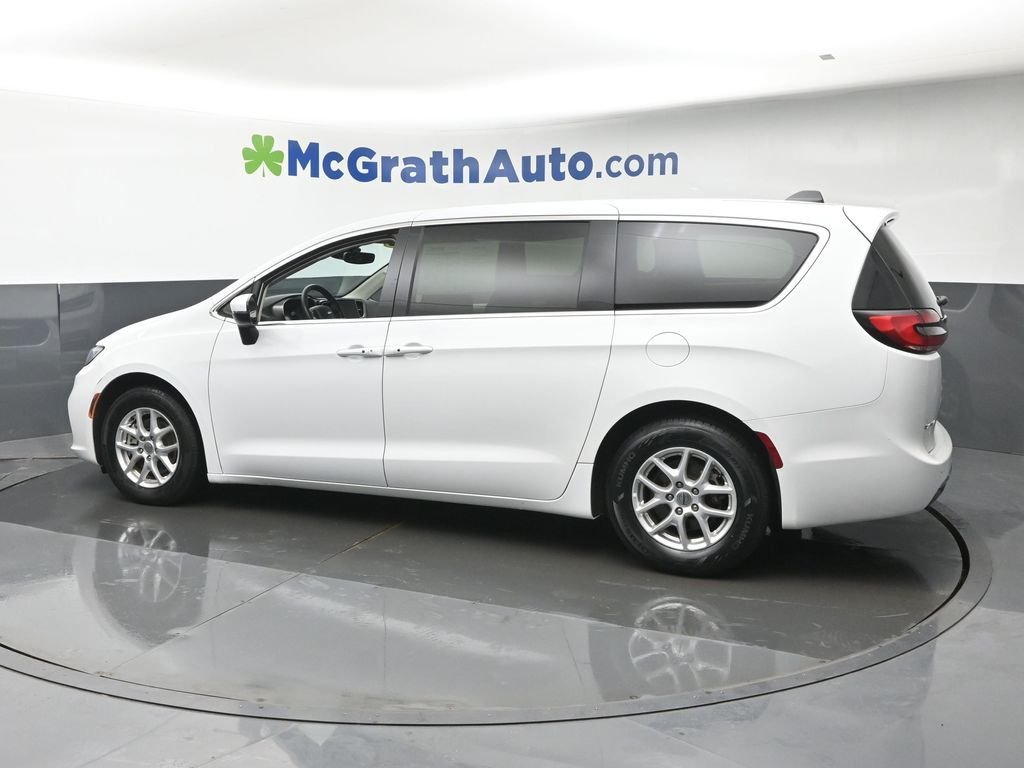 Used 2023 White Chrysler Touring L image 26