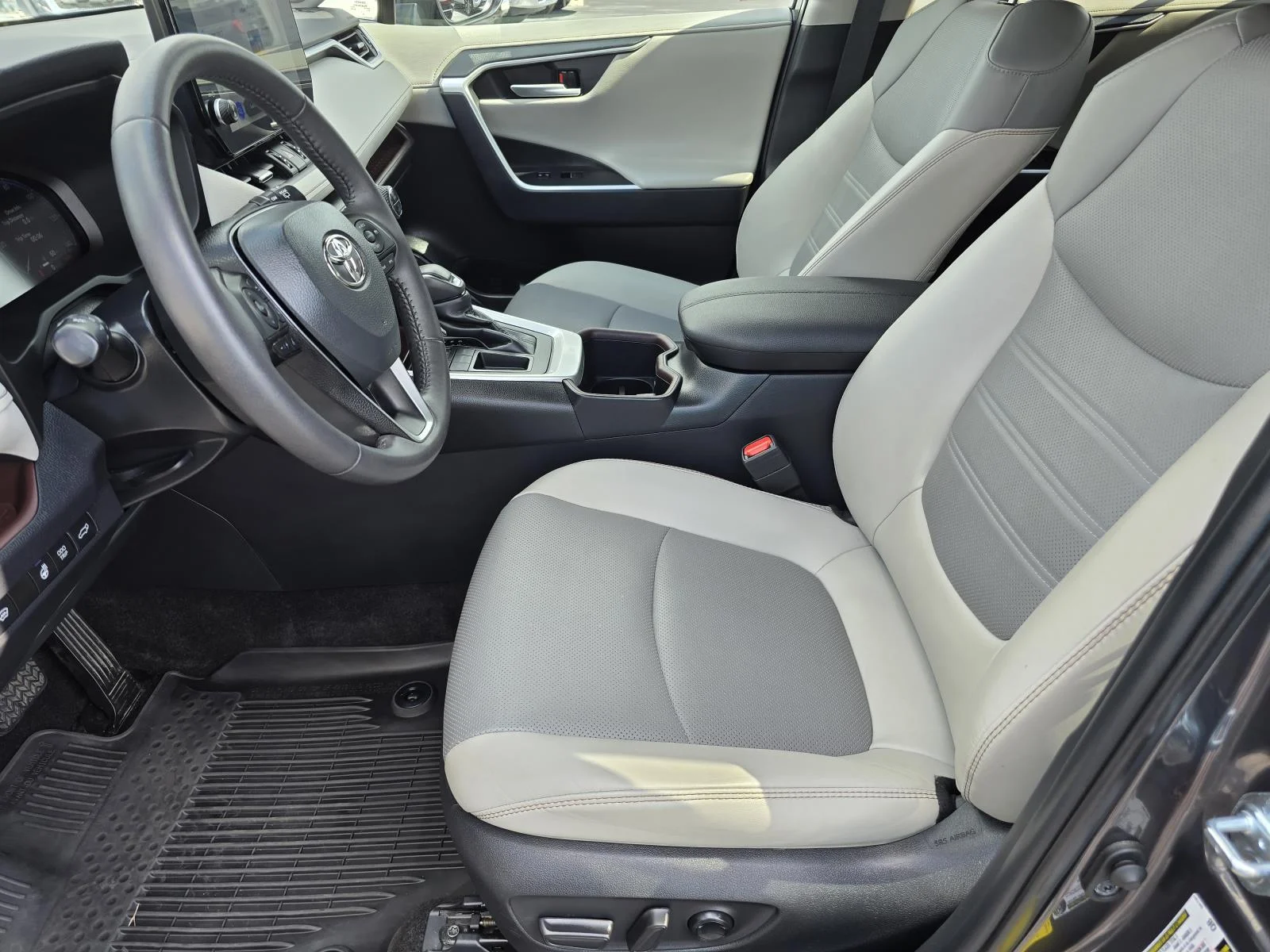 Used 2023 Gray Toyota Limited image 9