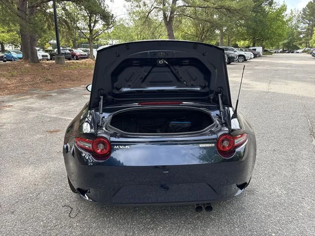 Used 2025 Blue Mazda Club image 26