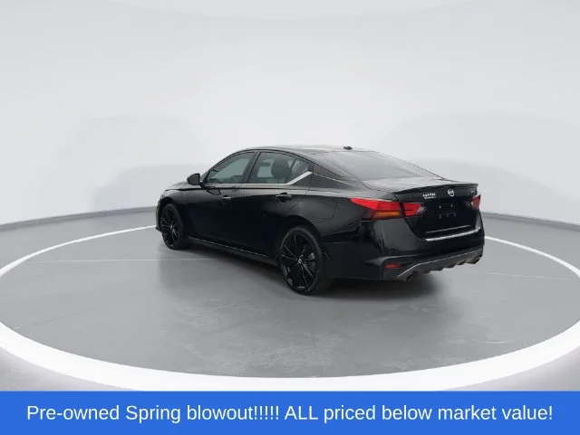 Used 2022 Black Nissan 2.5 SR image 6