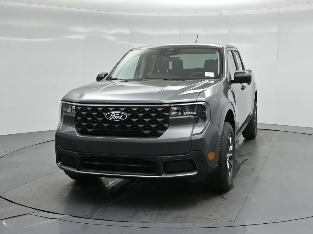 New 2026 Carbonized Gray Metallic Ford XLT image 51