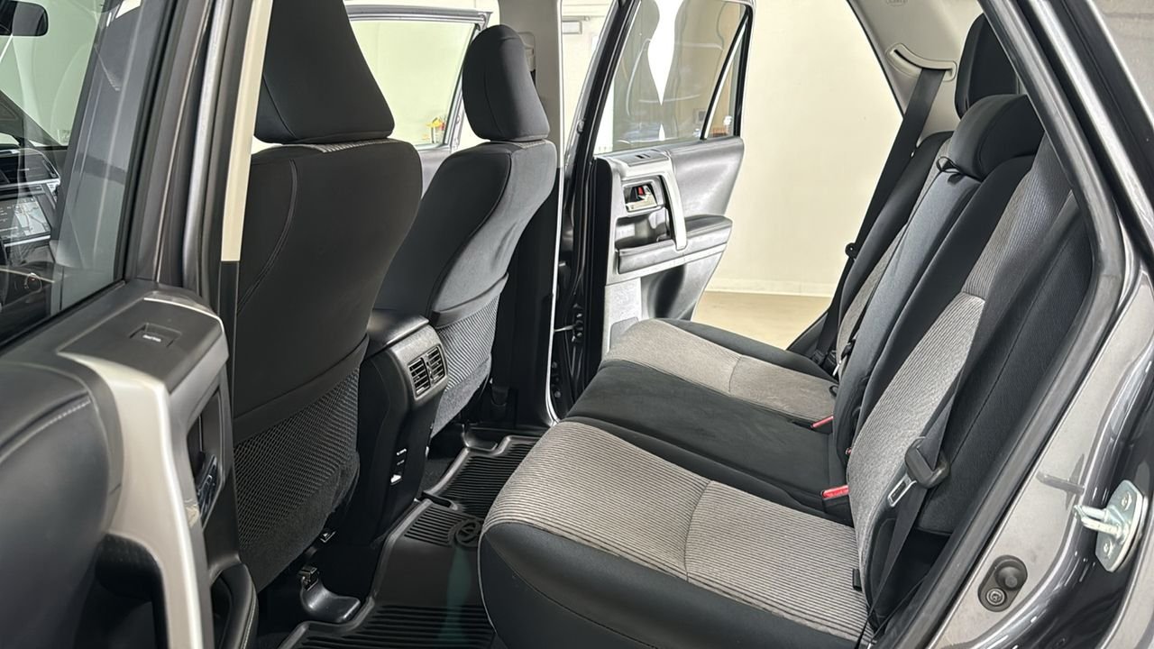 Certified Used 2019 Gray Toyota SR5 image 15