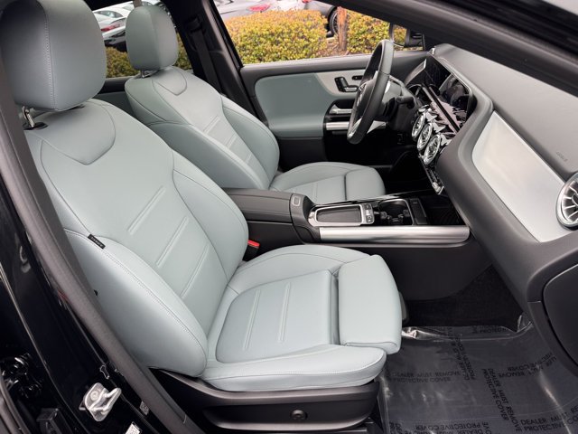 Used 2026 Cosmos Black Metallic Mercedes-Benz GLA 250 image 6