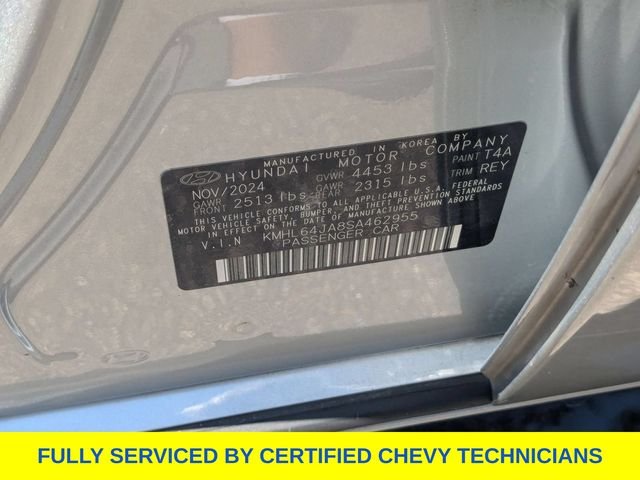 Used 2025 Silver Hyundai SEL image 27