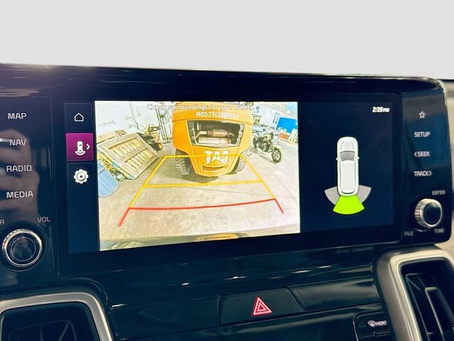 Used 2023  Kia X-Line S image 15