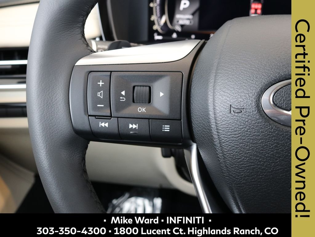 Used 2023 White INFINITI LUXE image 9