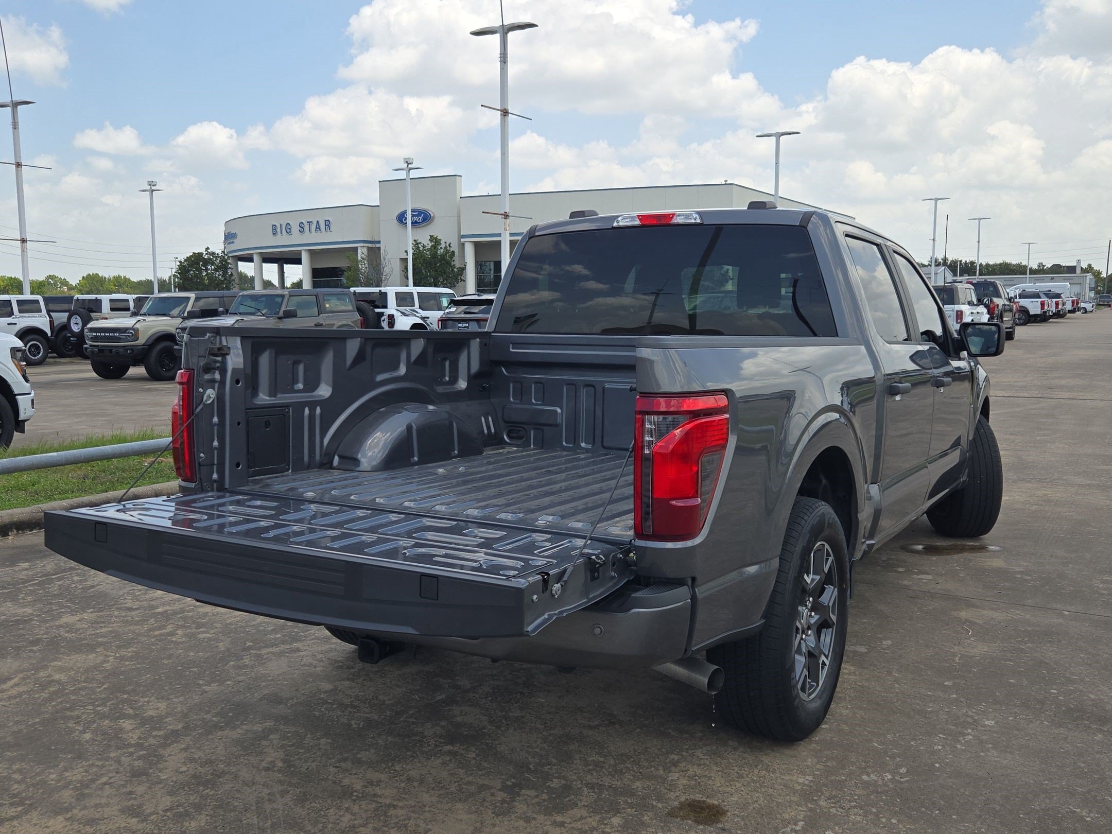 Used 2024 Carbonized Gray Metallic Ford STX image 27