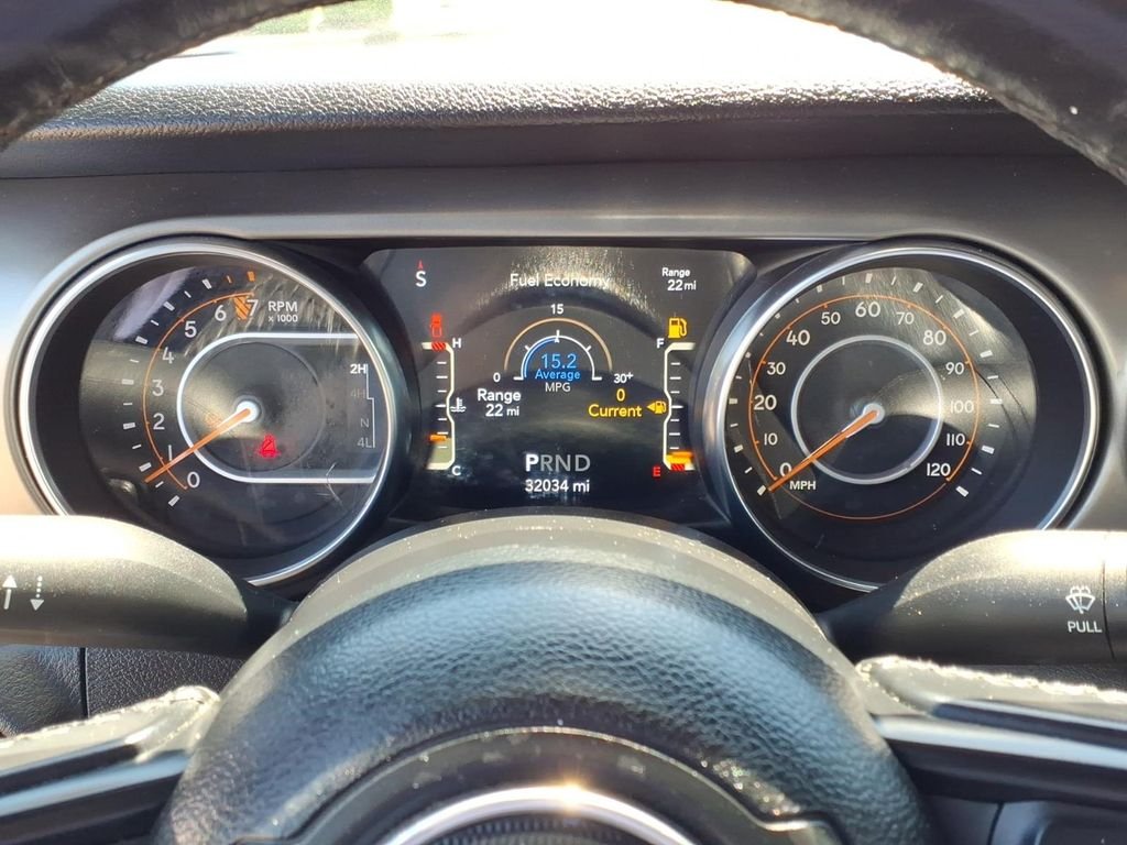 Used 2021 Crystal Metallic Jeep Sport image 18