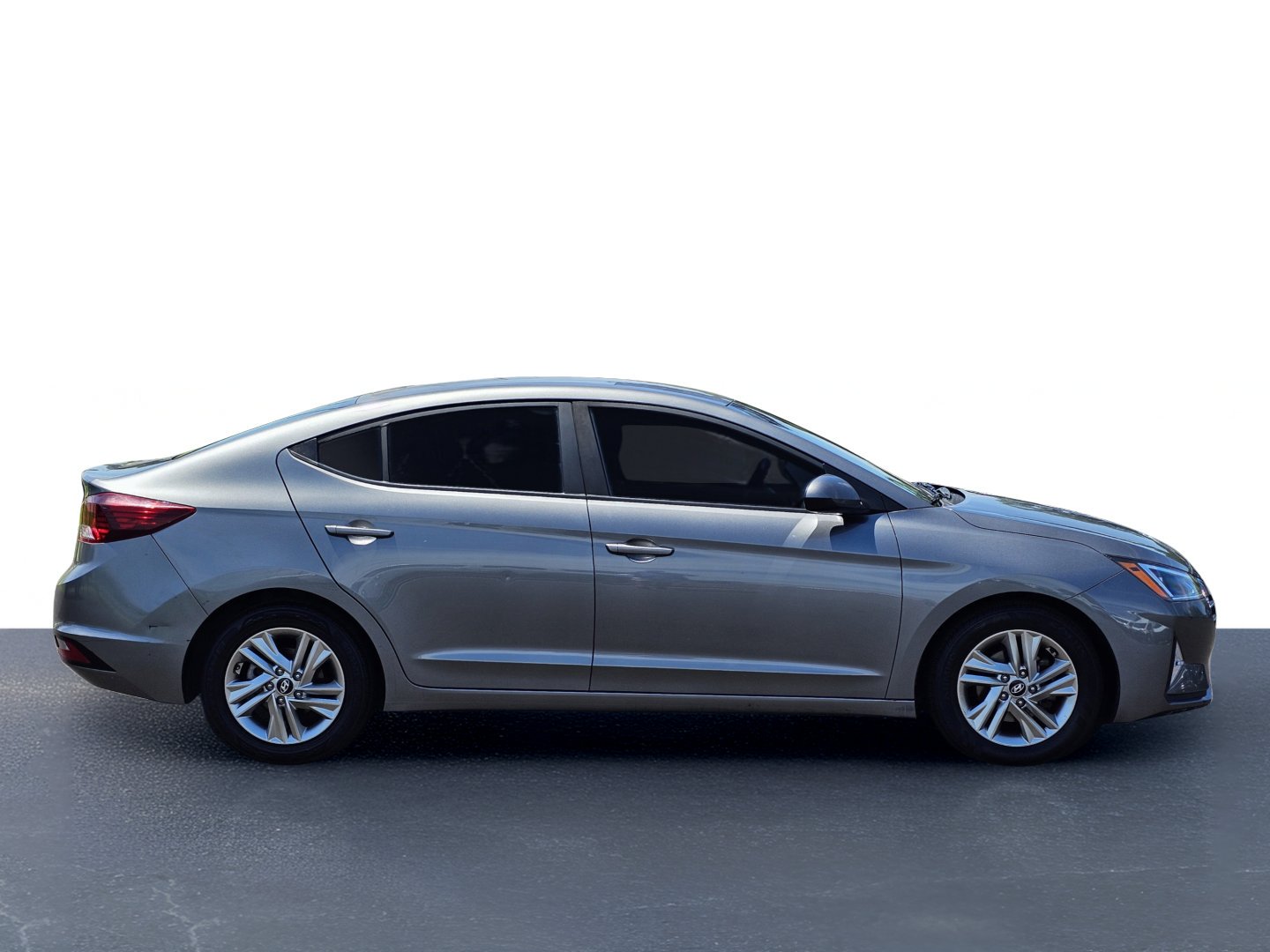 Used 2019 Machine Gray Hyundai SEL image 7