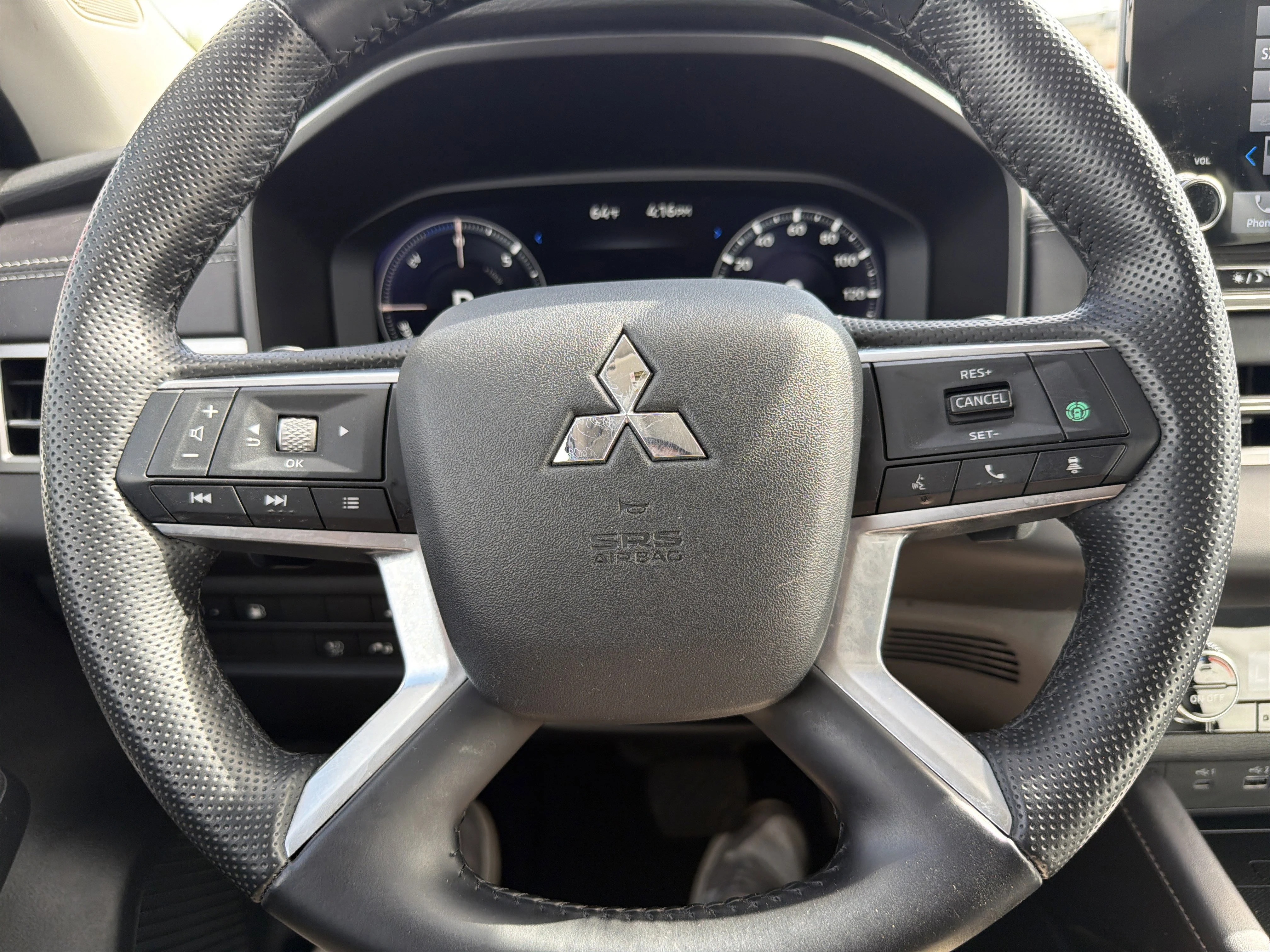 Used 2025 Red Diamond Mitsubishi SE image 22