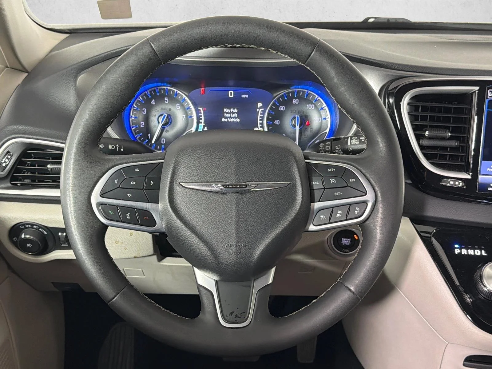 Used 2024 White Chrysler Touring L image 22