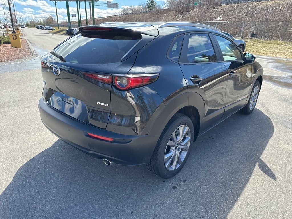 2026 Mazda CX-30 Premium - Photo 2