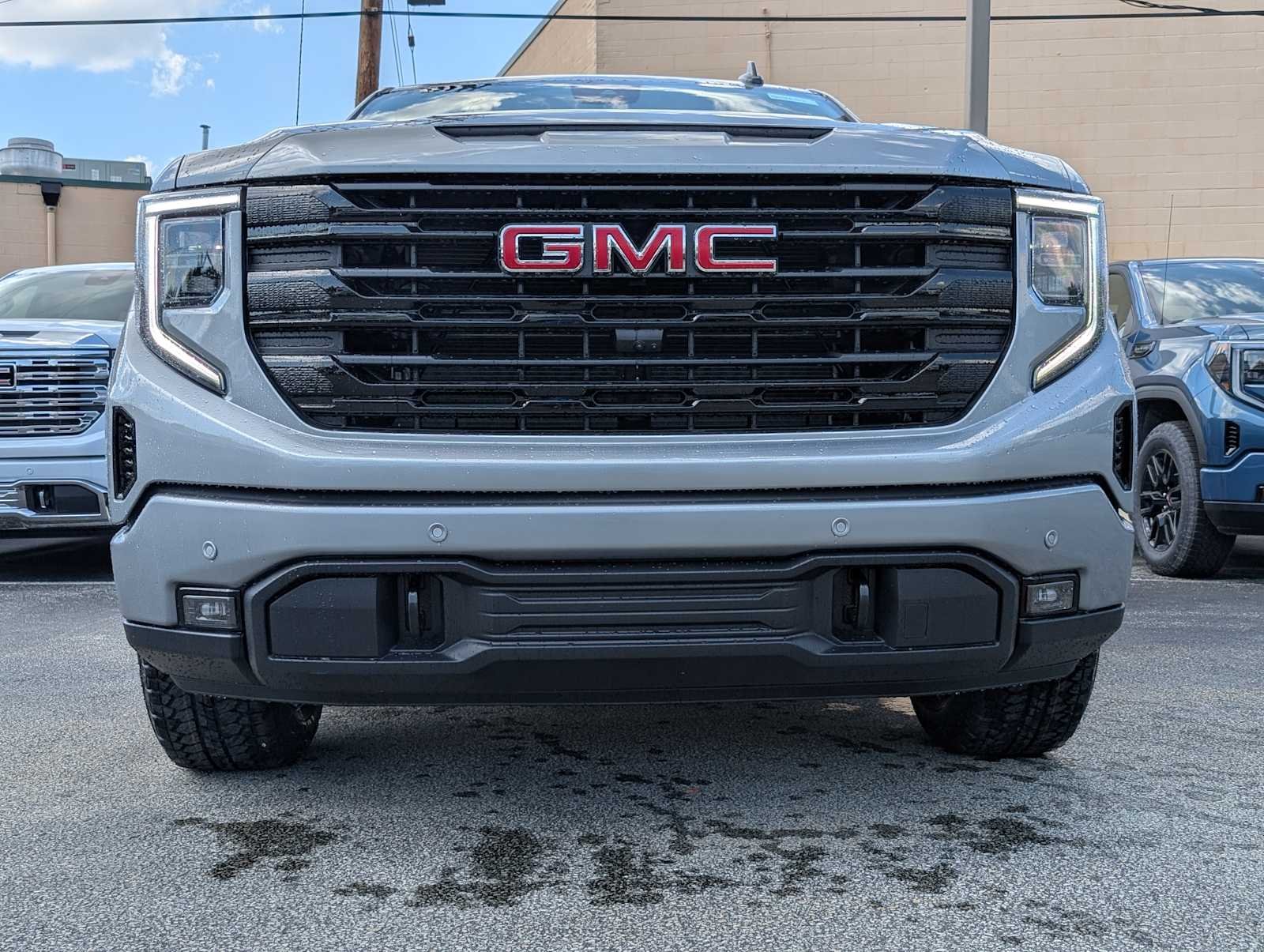 New 2026 Sterling Metallic GMC Elevation image 2