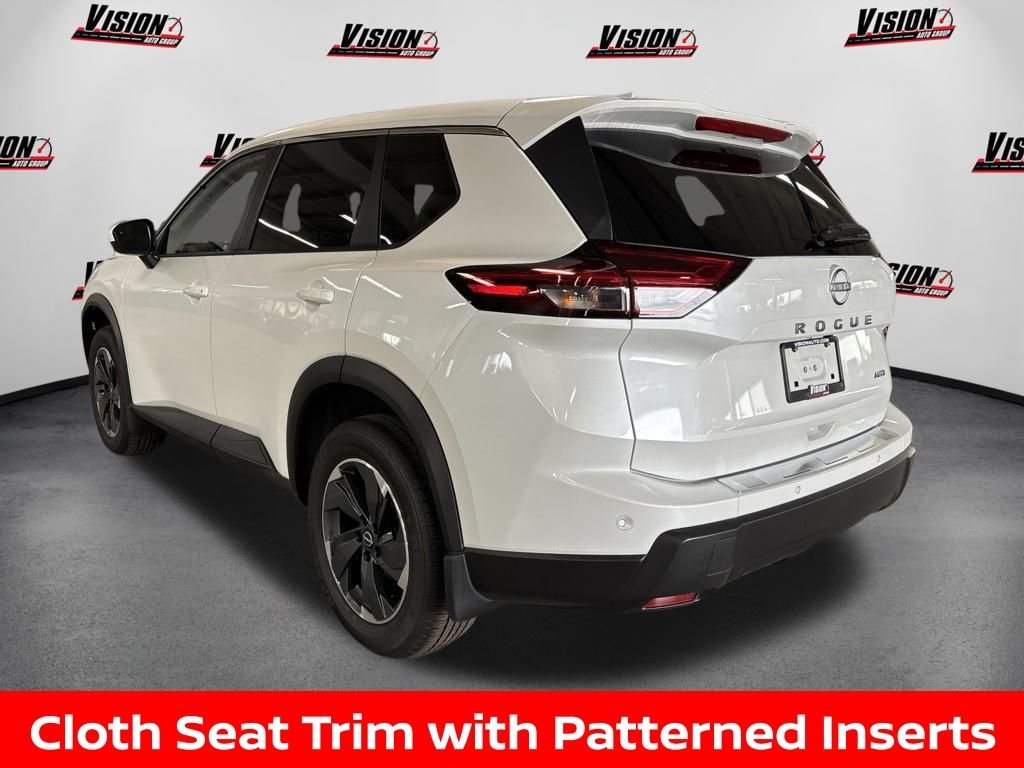 2026 Nissan Rogue SV - Photo 8