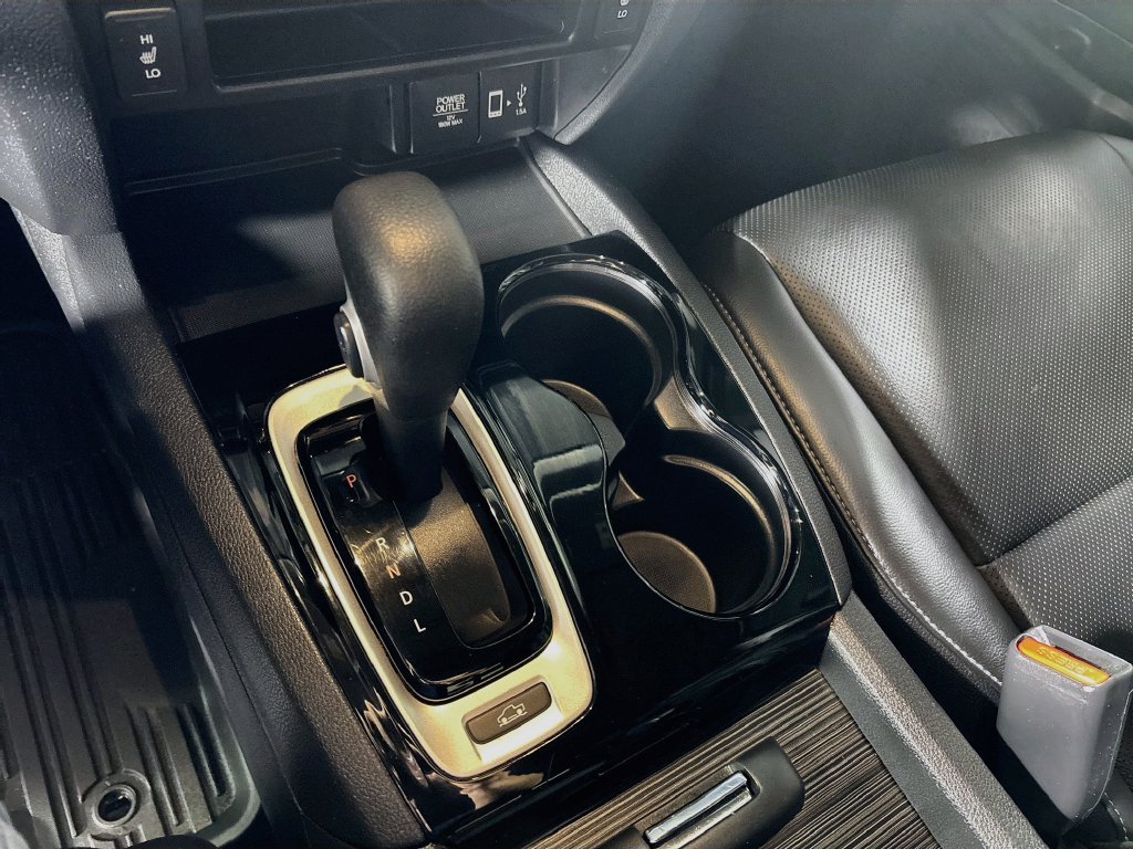 Used 2017 Silver Honda RTL-E image 18