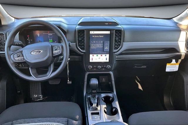 New 2025 Oxford White Ford XL image 5