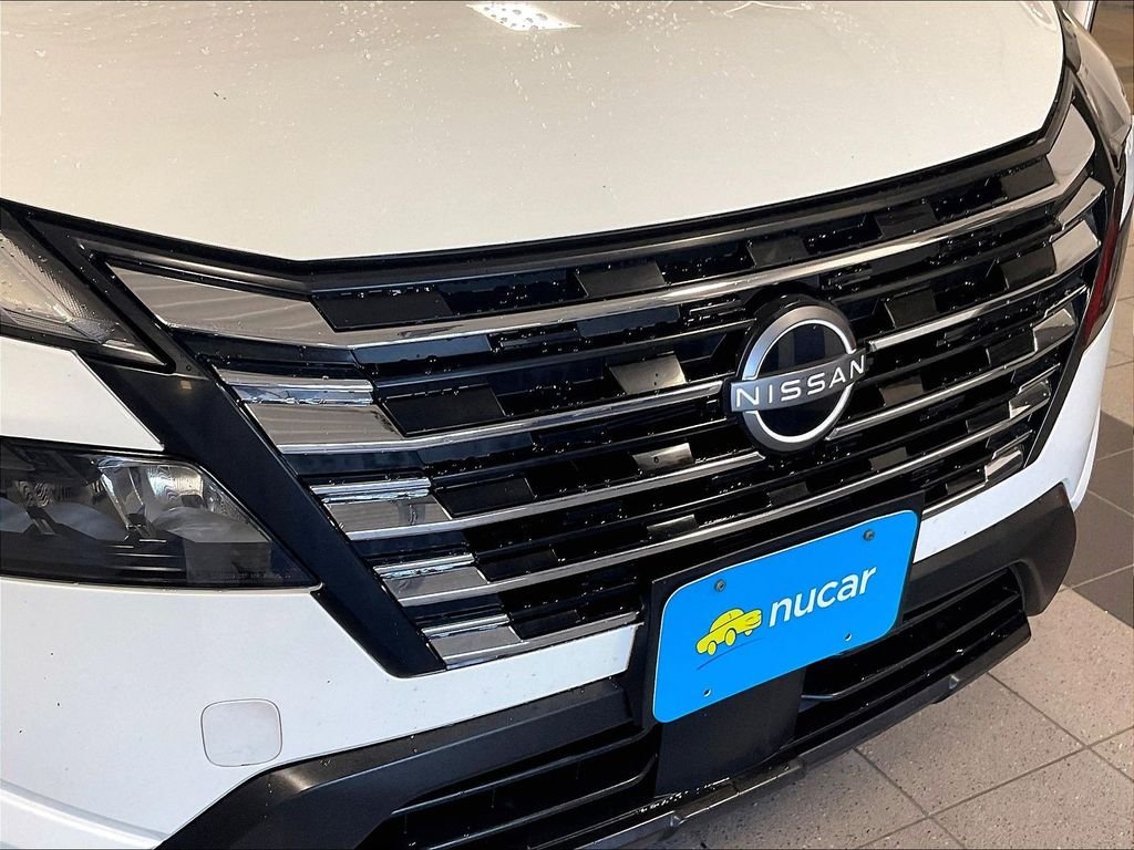 Certified Used 2024 White Nissan S image 31