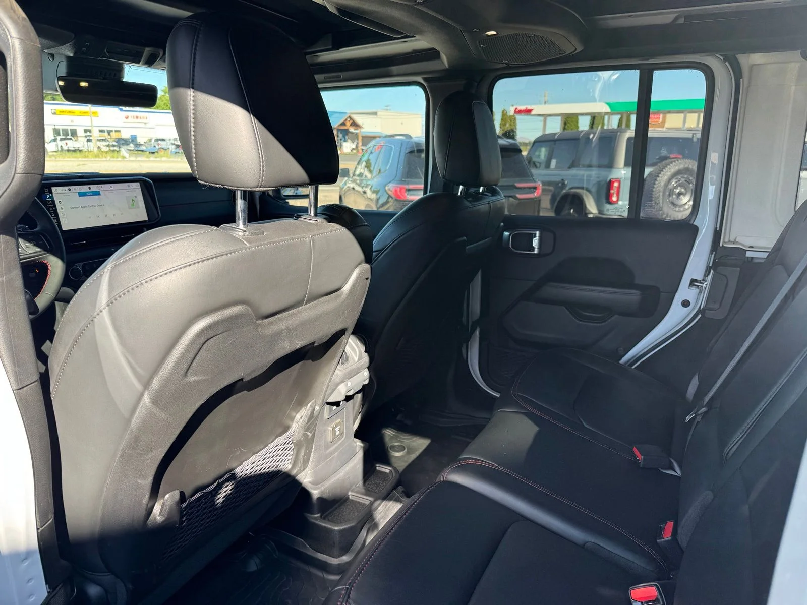 Used 2024 White Jeep Rubicon X image 8