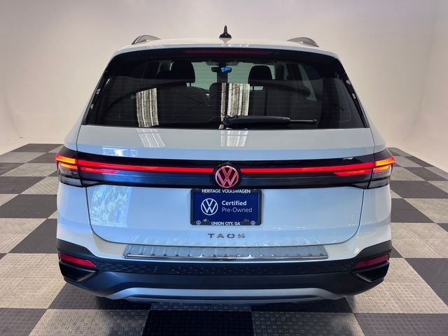 Certified Used 2025 White Volkswagen 1.5T S image 4