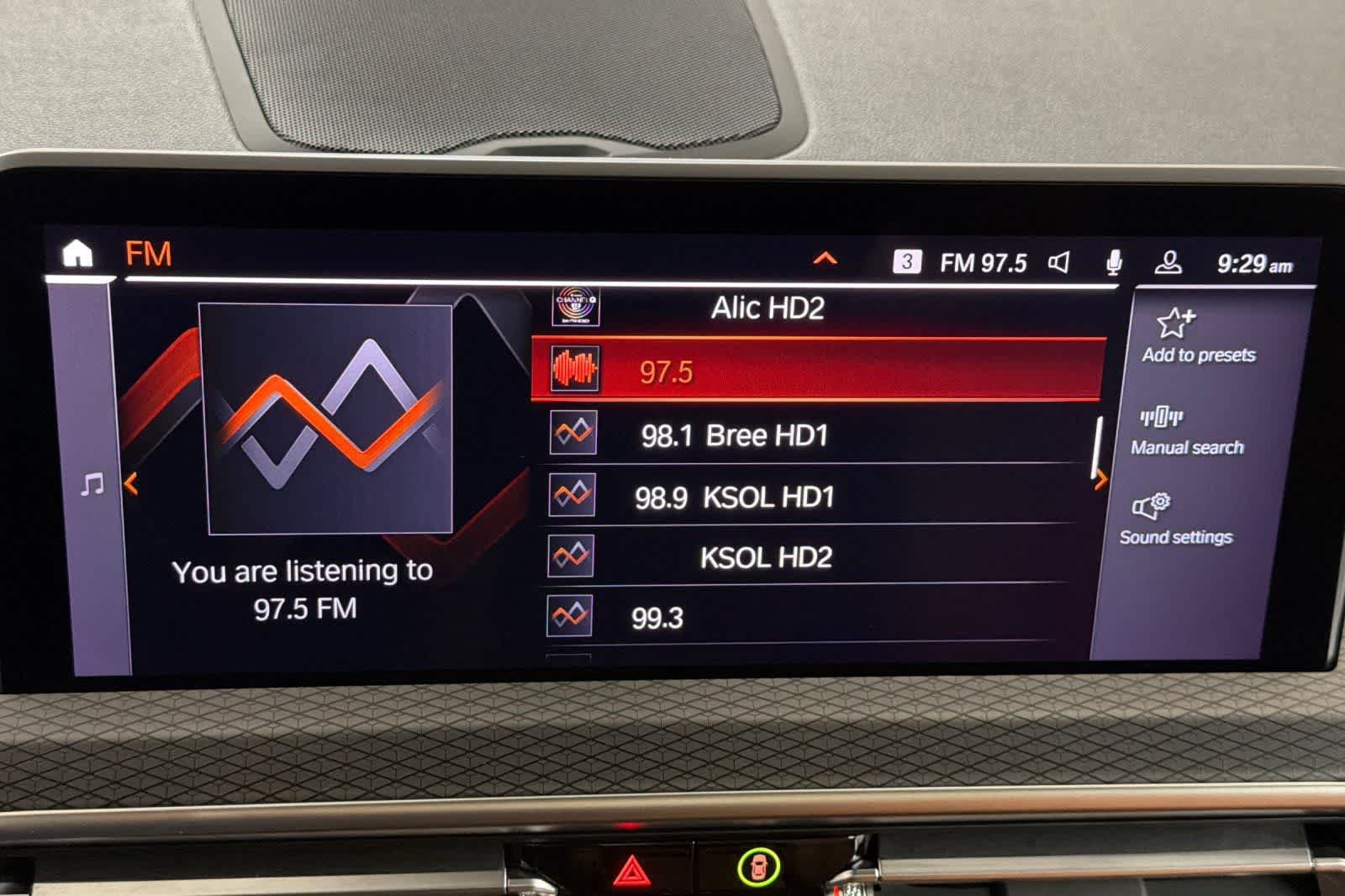 Used 2023 Brooklyn Grey Metallic BMW xDrive30i image 18