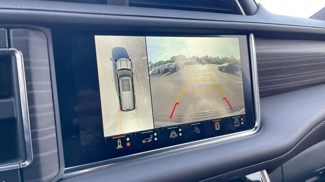 2024 GMC Yukon Denali - Photo 15