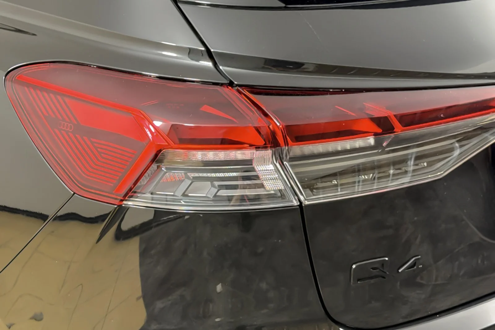Certified Used 2023 Mythos Black Metallic Audi Premium Plus 50 quattro image 25