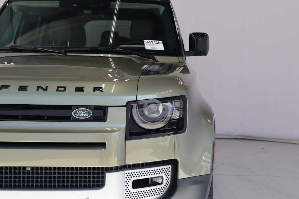 Certified Used 2024 GREEN Land Rover SE image 5