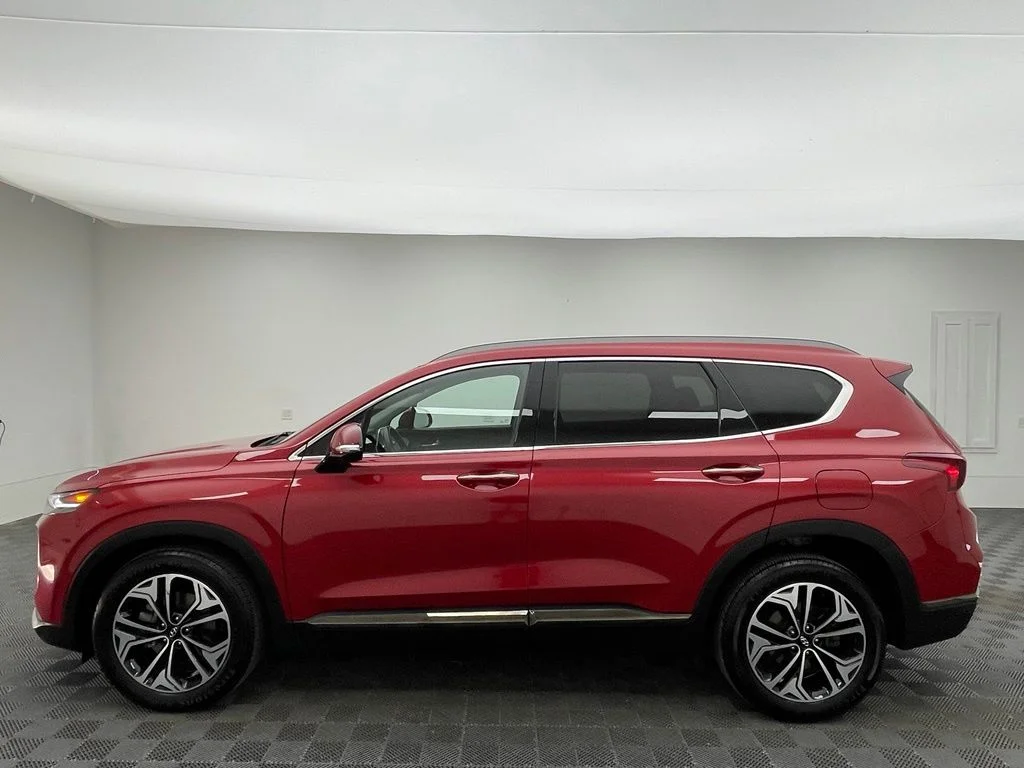 Used 2020 Scarlet Red Hyundai Limited image 13