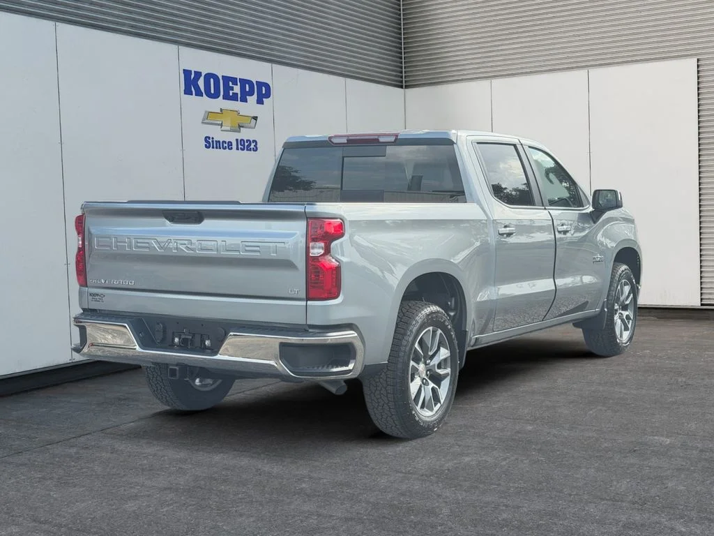 New 2026 Sterling Gray Metallic Chevrolet LT image 5