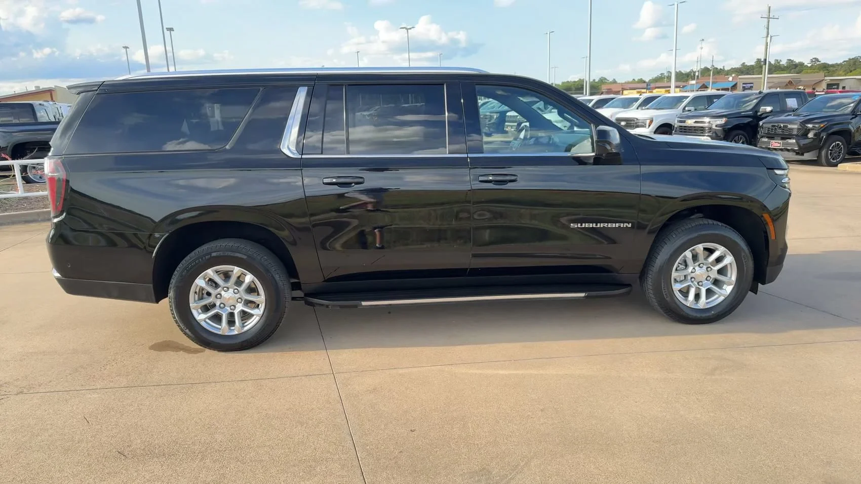 Used 2025 Black Chevrolet LT image 2
