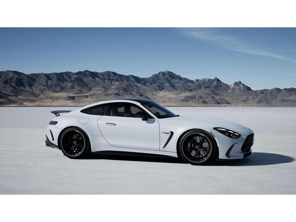 New 2026 MANUFAKTUR Moonlight White Metallic Mercedes-Benz Base image 14