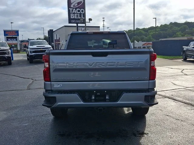 Used 2024 Gray Chevrolet Custom image 5