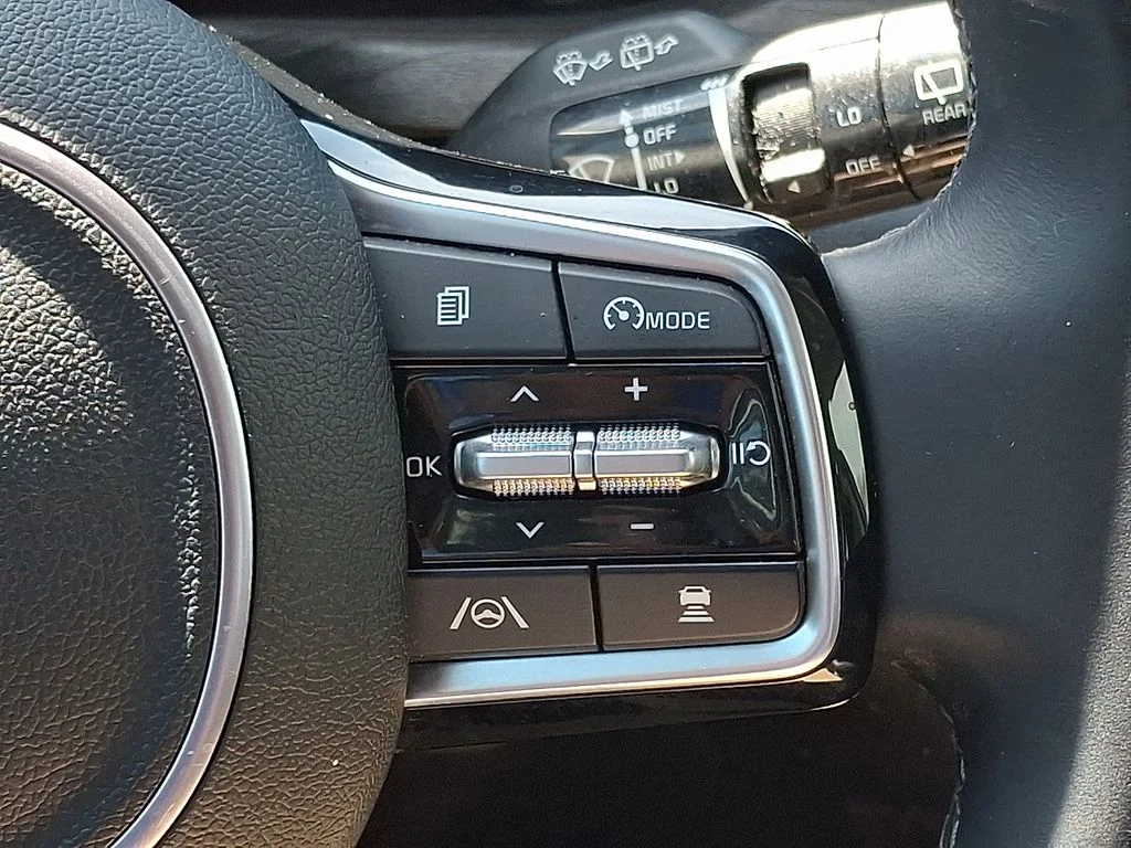Certified Used 2023 Wolf Gray Kia X-Line EX image 23