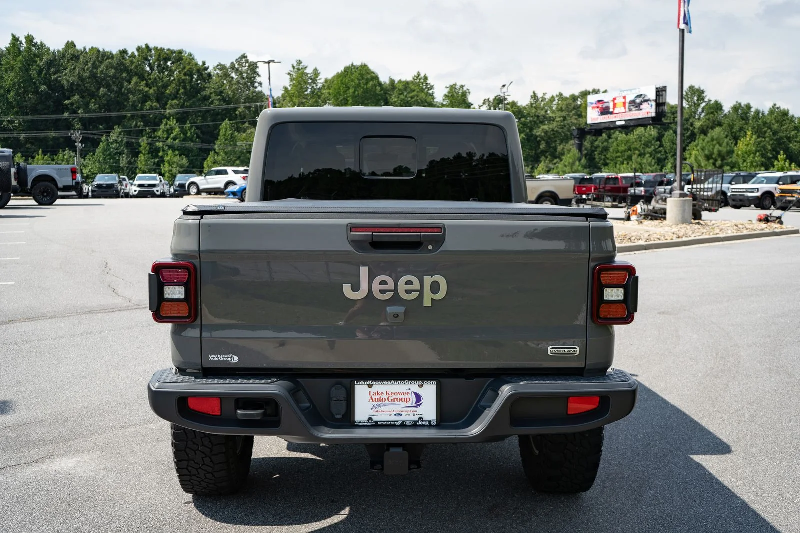 Used 2020 Gray Jeep Overland image 8