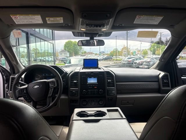 Used 2020 White Ford XL image 10