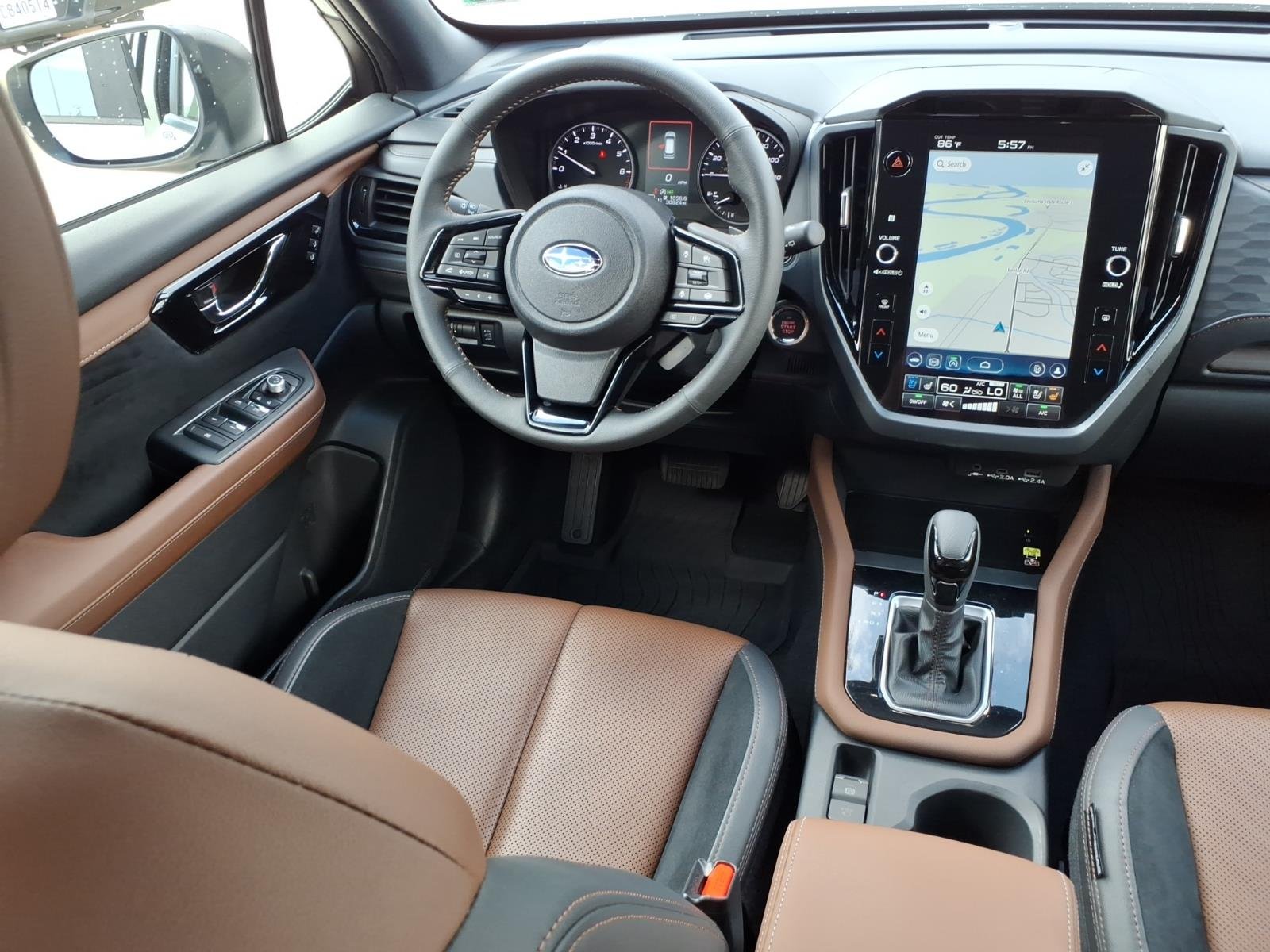 Used 2025 WHITE Subaru Touring image 4