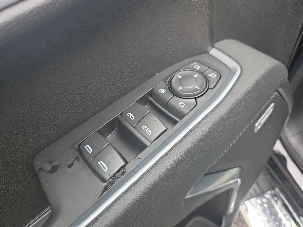 2026 Chevrolet Silverado 1500 LTZ - Photo 27