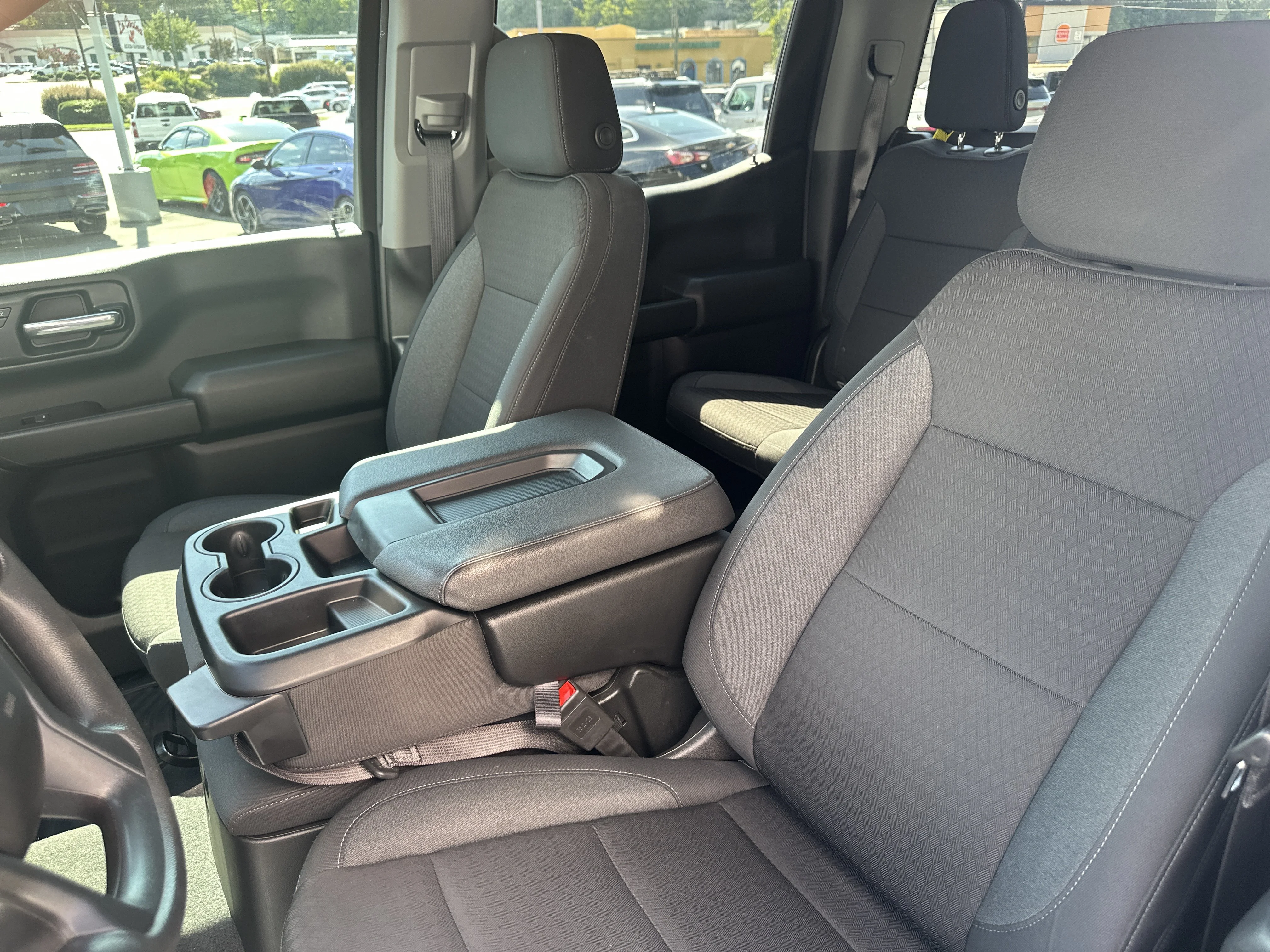 Used 2025 Slate Gray Metallic Chevrolet Custom image 17